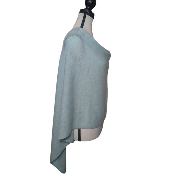 100% Cashmere Claudia Nichole Poncho Quiet Luxury Tiffany Blue Coastal Chic Wrap - Picture 4 of 13